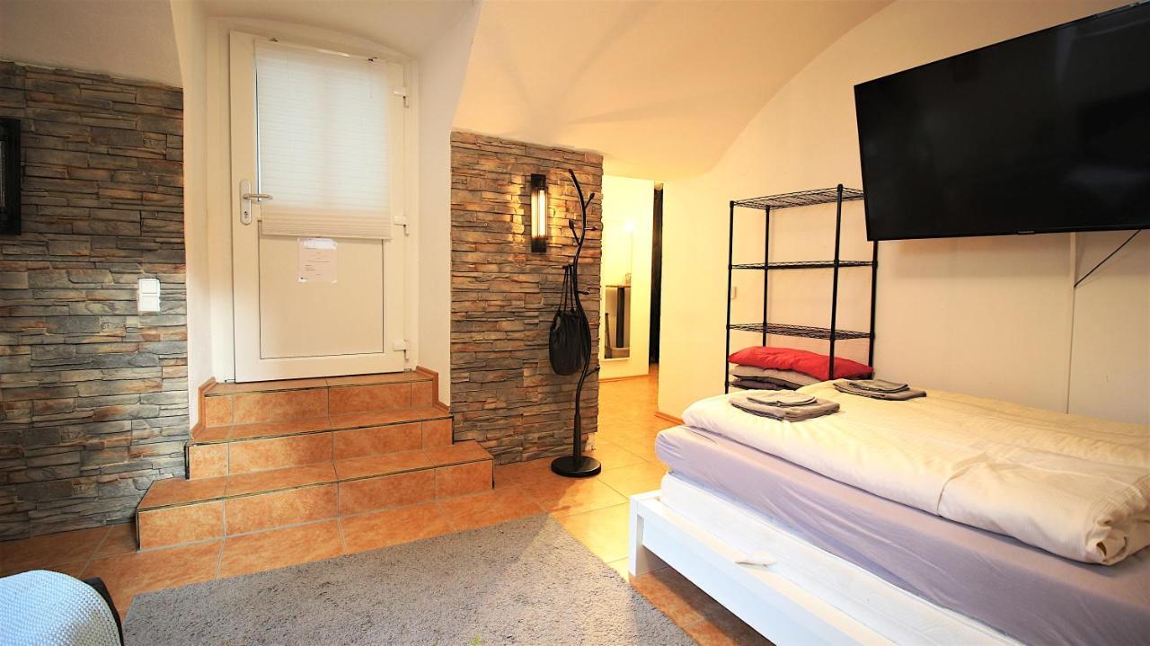 Xxx Fully Equipped Apartment Near Main Station! Würzburg Exteriör bild