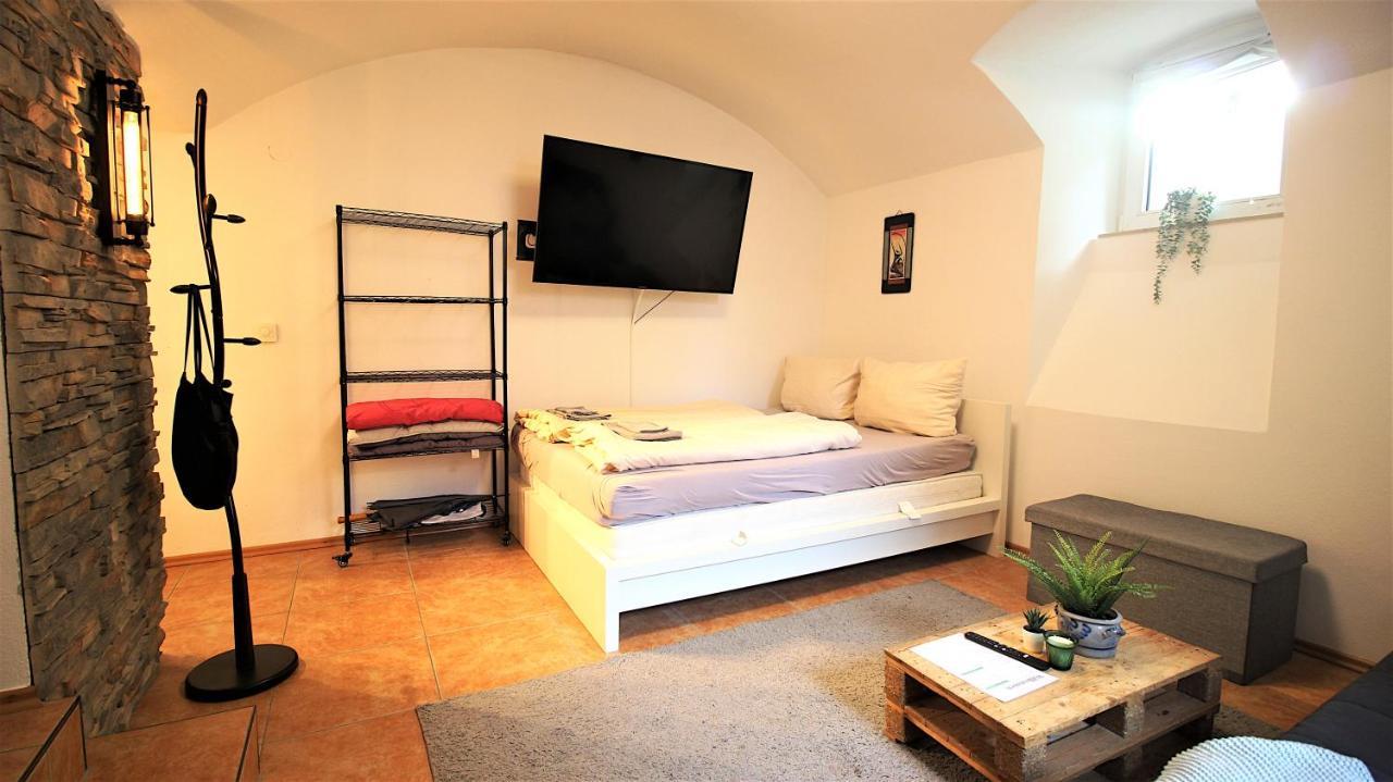 Xxx Fully Equipped Apartment Near Main Station! Würzburg Exteriör bild